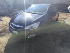 Opel Astra J-повреден двигател, снимка 2