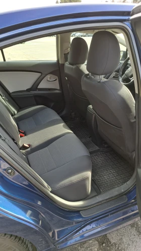 Toyota Avensis d4d 2.0 - 12200 € / 23861.13 лв. - 16029016 10