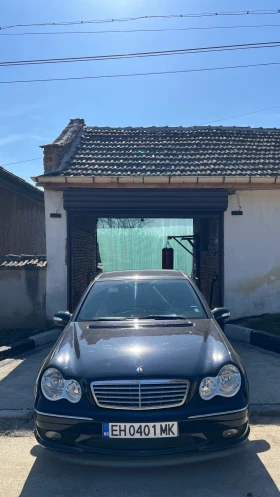 Mercedes-Benz C 200 AMG/Alcantara/CarPlay/АВТОМАТ - 8200 € / 16037.81 лв. - 48939555 5