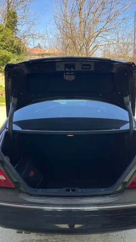 Mercedes-Benz C 200 AMG/Alcantara/CarPlay/АВТОМАТ - 8200 € / 16037.81 лв. - 48939555 11