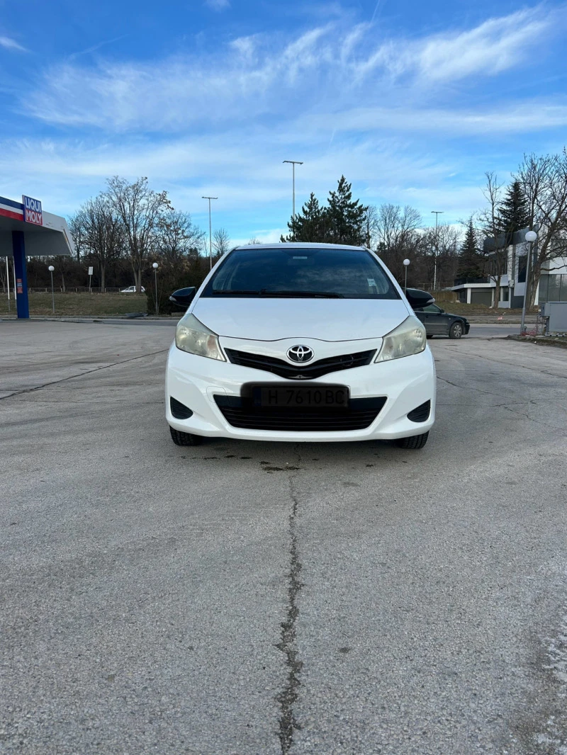 Toyota Yaris 1.33 6 скорости, снимка 1 - Автомобили и джипове - 47684051