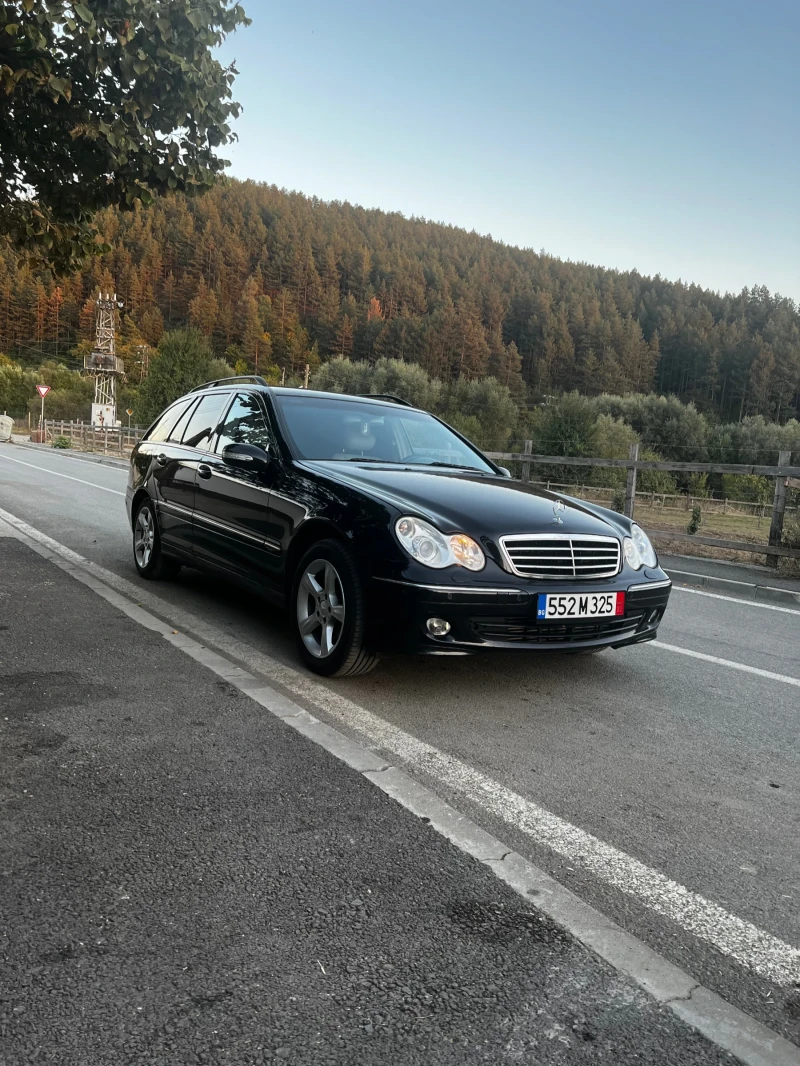 Mercedes-Benz C 220 2.2 Facelift, снимка 5 - Автомобили и джипове - 46321585