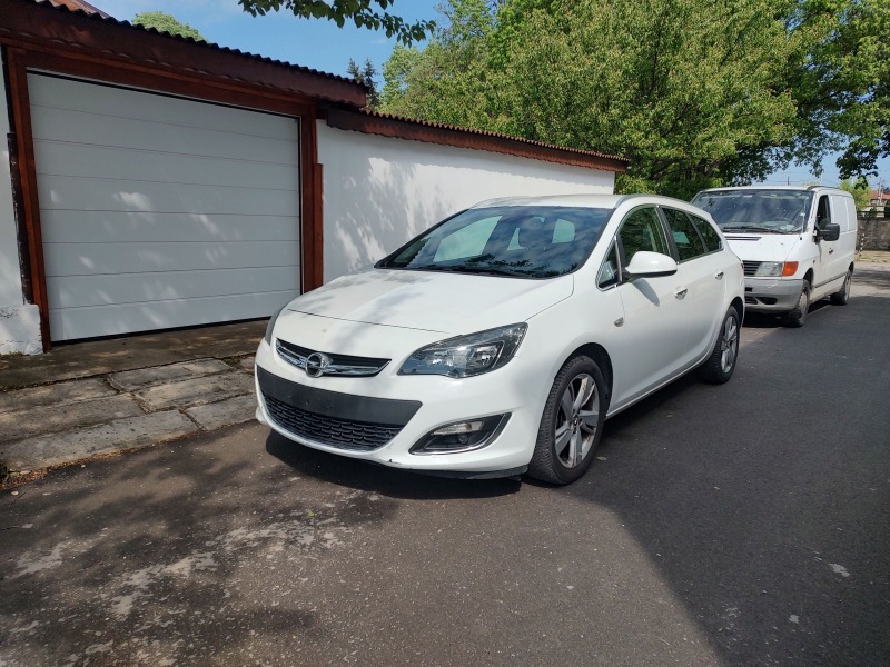 Opel Astra 1.4 БЕНЗИН/ГАЗОВ ИНЖЕКЦИОН ФАБРИЧЕН , снимка 1 - Автомобили и джипове - 45383010