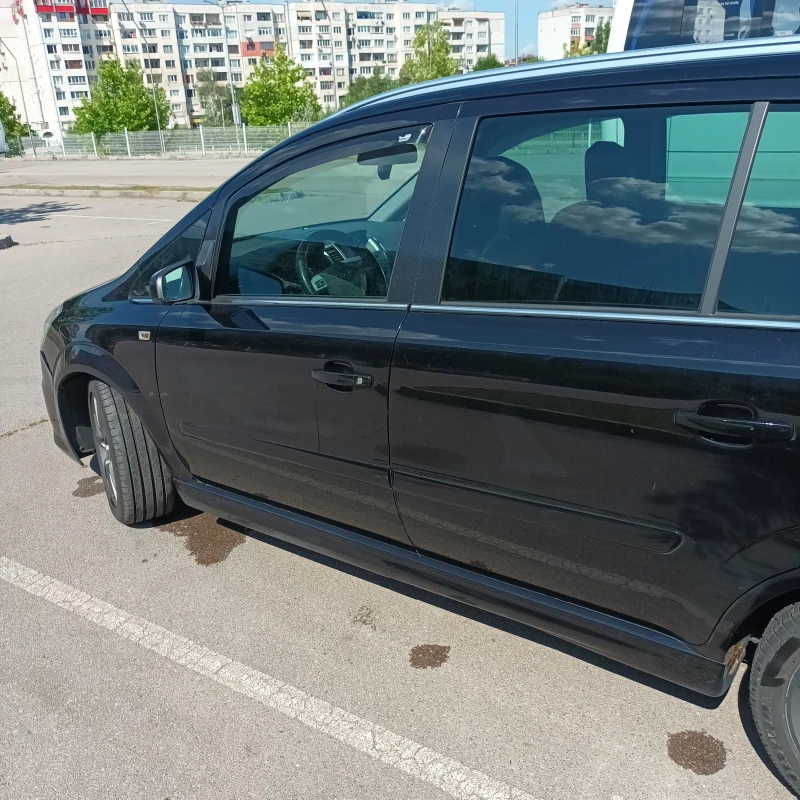 Opel Zafira, снимка 9 - Автомобили и джипове - 47503723