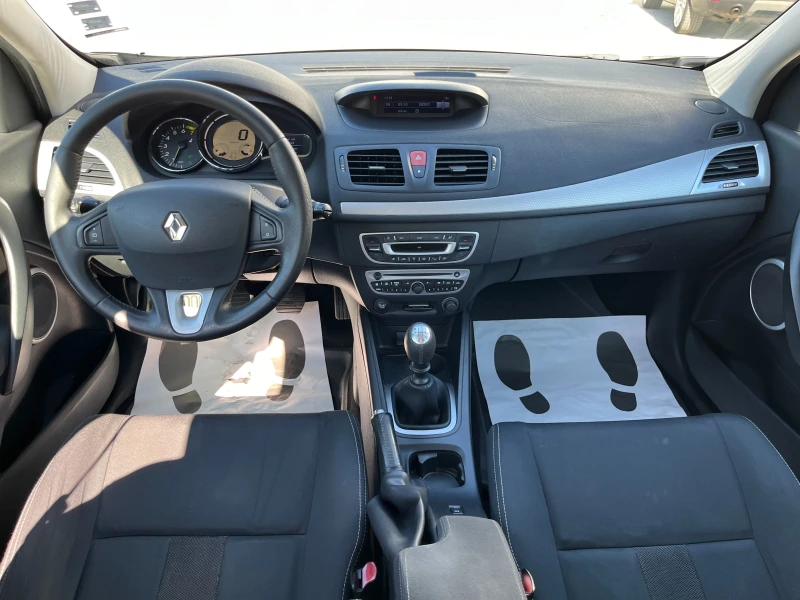 Renault Megane 1.4i 131к.с. , снимка 11 - Автомобили и джипове - 47702023