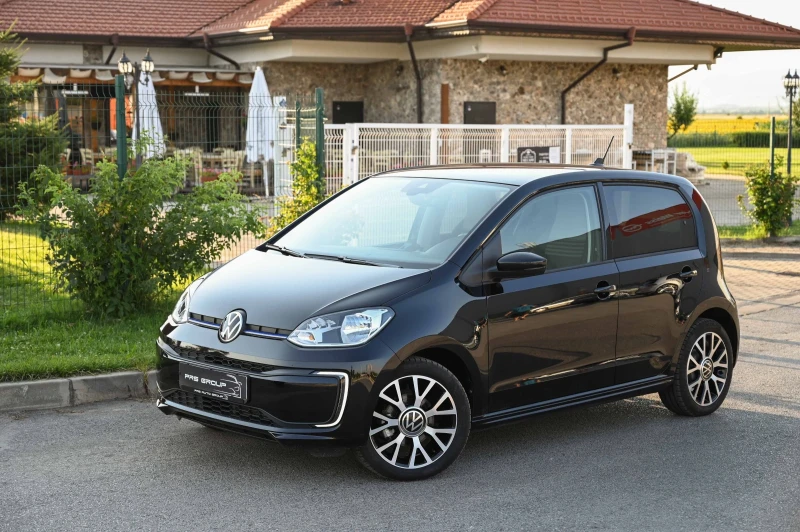 VW Up Гаранция до 2029г.* Ambient light * 9300км, снимка 2 - Автомобили и джипове - 48076248