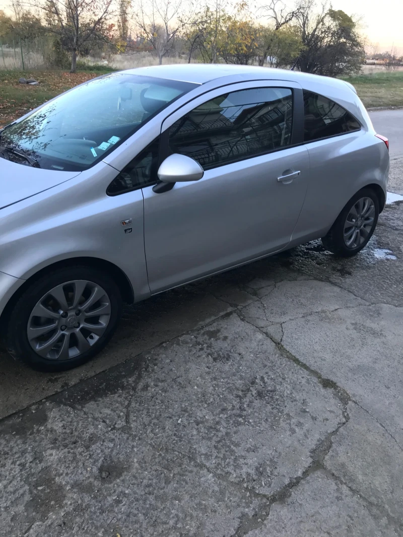 Opel Corsa, снимка 3 - Автомобили и джипове - 49183759