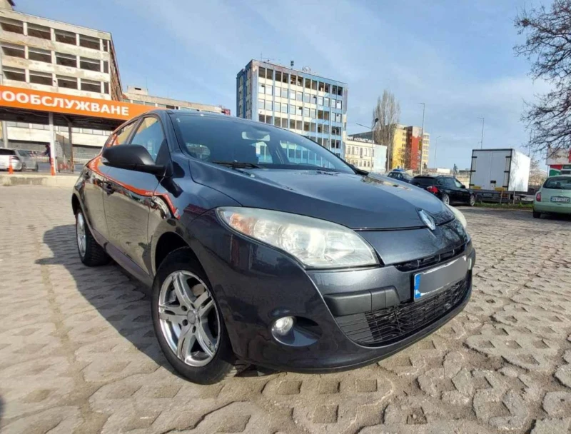 Renault Megane, снимка 5 - Автомобили и джипове - 49611198