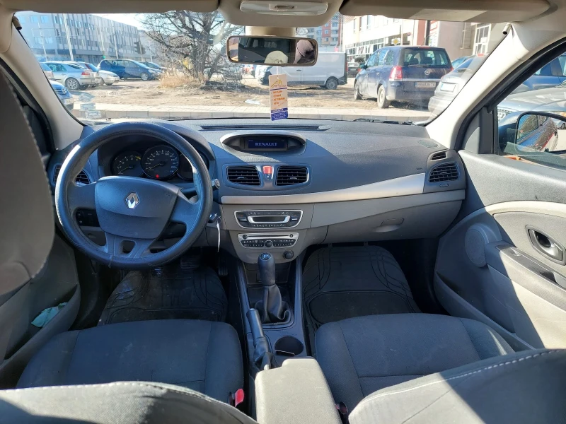 Renault Megane, снимка 11 - Автомобили и джипове - 49611198