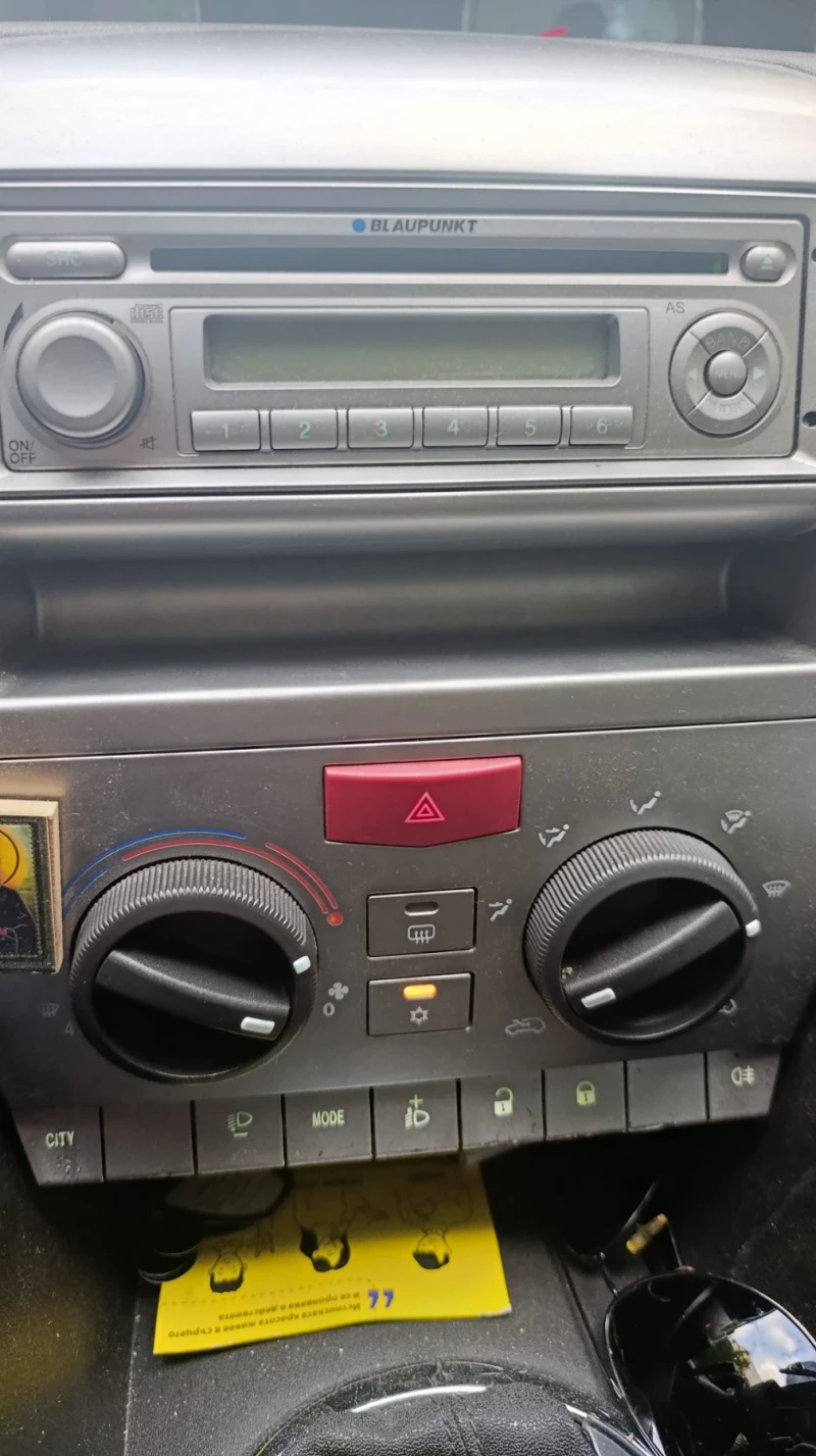 Lancia Ypsilon 1.2 60 к.с., снимка 3 - Автомобили и джипове - 51248215