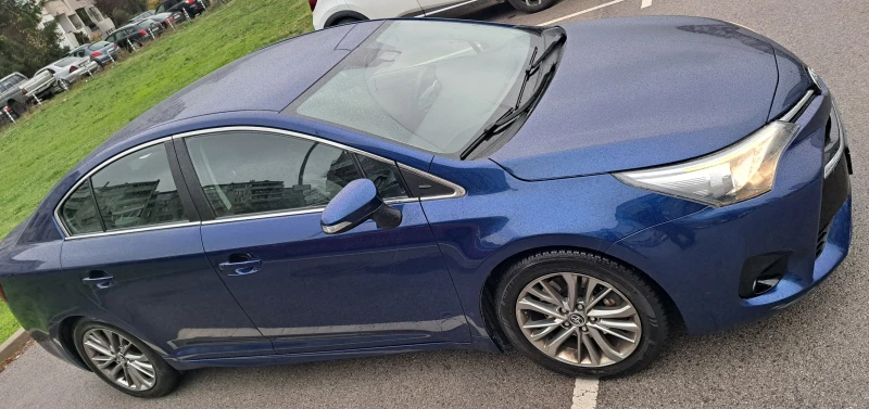 Toyota Avensis d4d 2.0, снимка 9 - Автомобили и джипове - 52594704