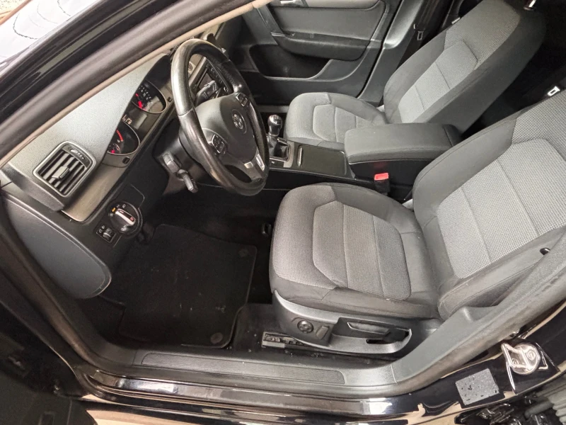 VW Passat 2.0 140, снимка 14 - Автомобили и джипове - 52918571