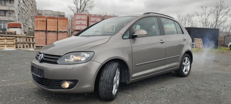 VW Golf Plus Exclusive, снимка 2 - Автомобили и джипове - 53447576
