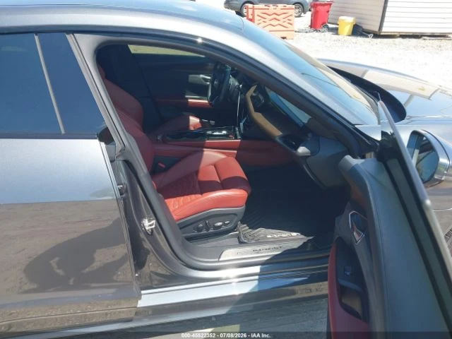 Audi E-Tron GT PREMIUM PLUS QUATTRO* ПОДГРЕВ* ОБДУХВАНЕ* 360* ПАН, снимка 5 - Автомобили и джипове - 55703636