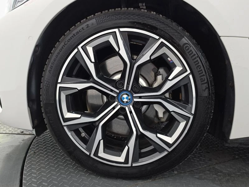BMW i4 eDrive40 M Sports| 340�.�. | Mobile.bg � ����������� 5