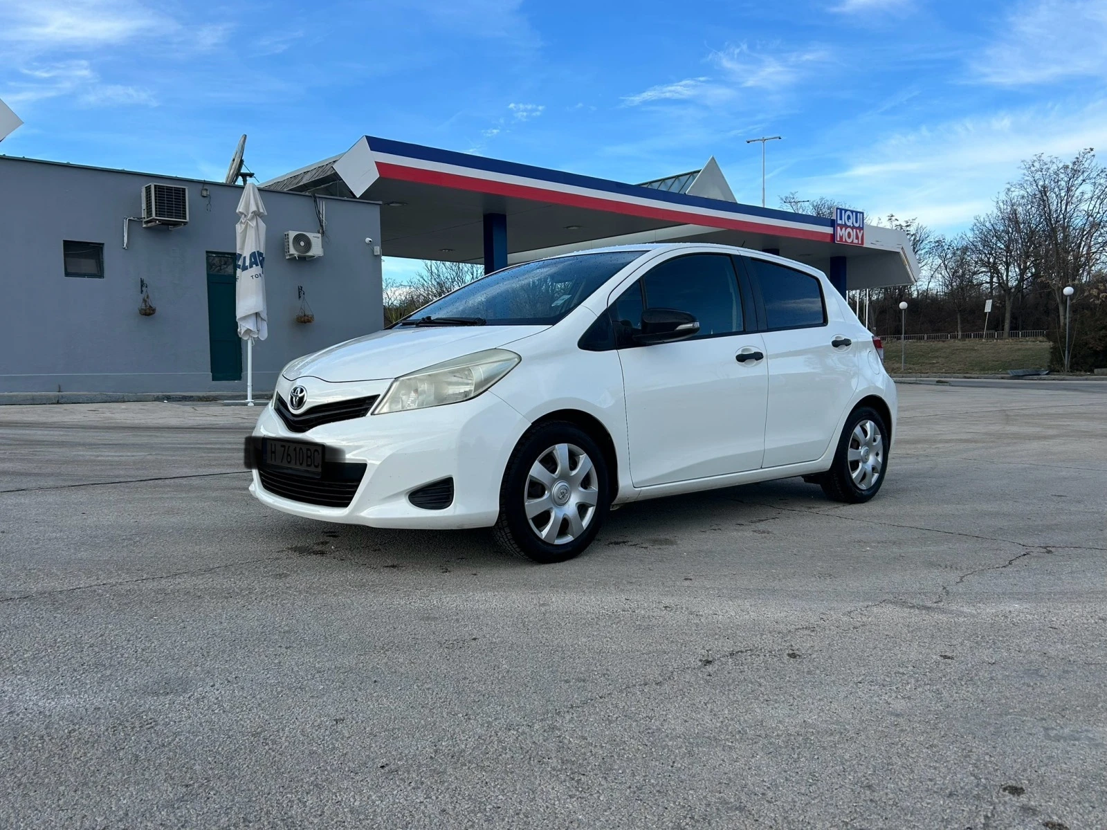 Toyota Yaris 1.33 6 скорости - изображение 2