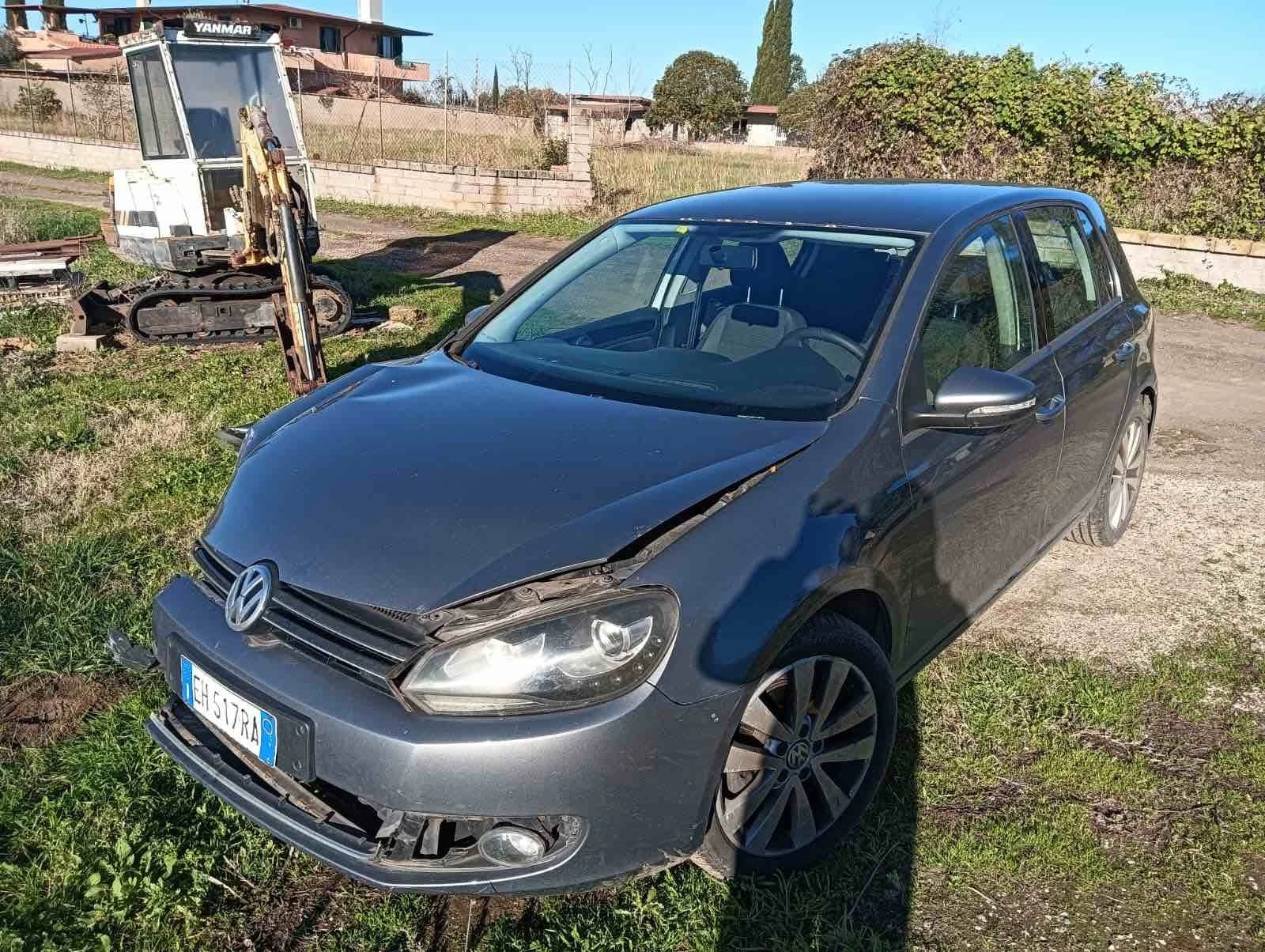 VW Golf - [1] 