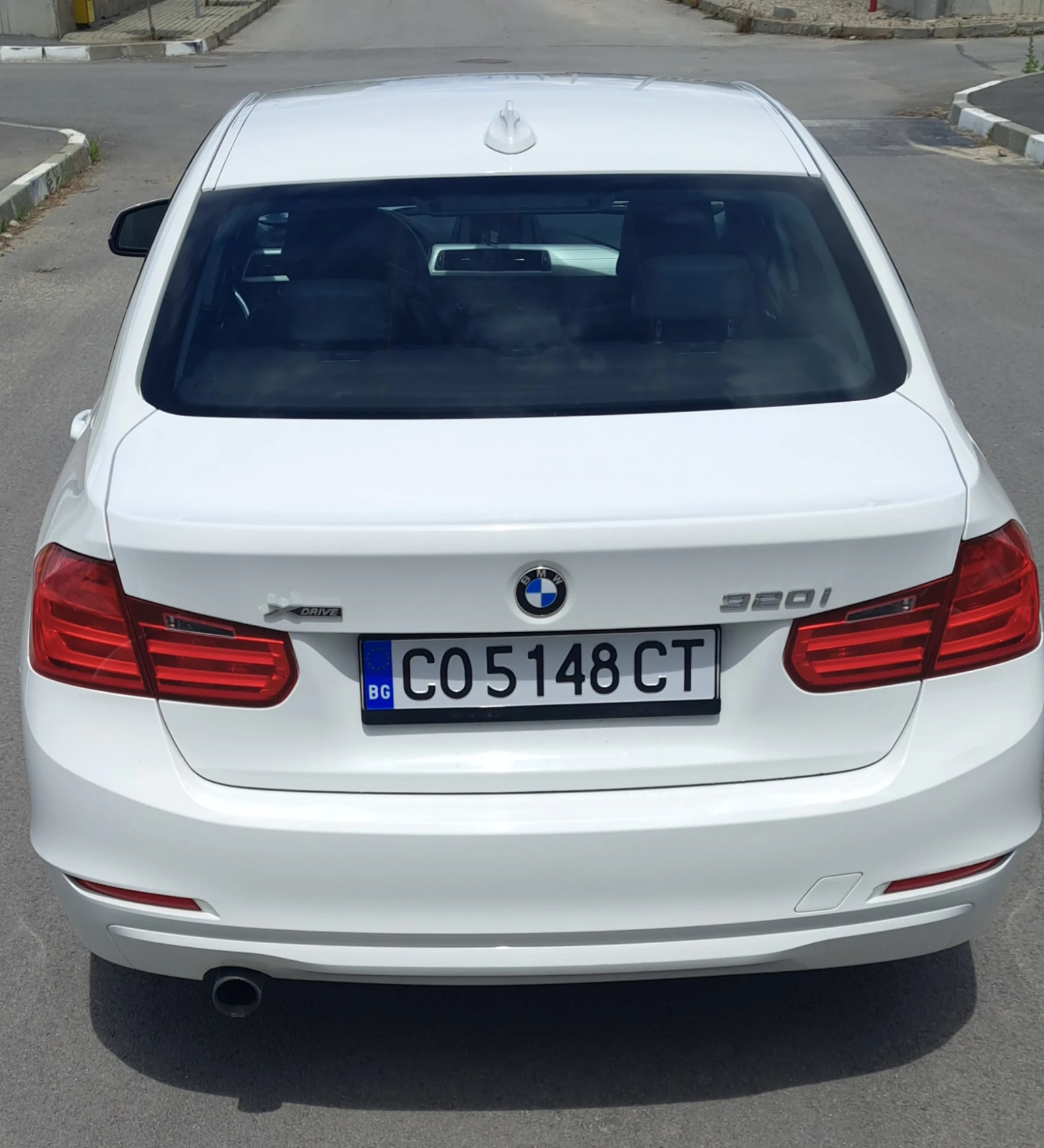 BMW 320 I Xdrive - изображение 4