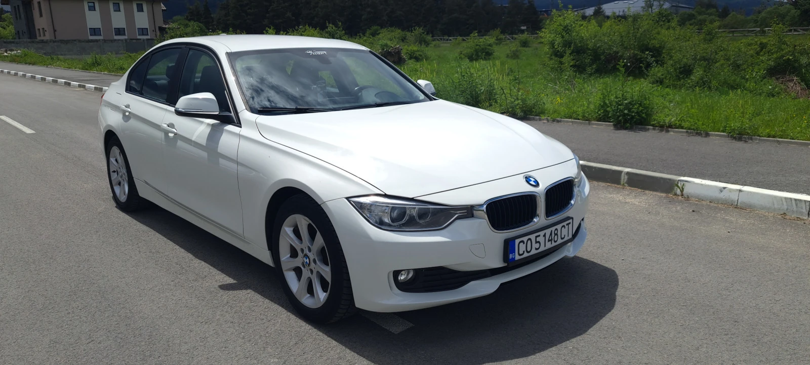 BMW 320 I Xdrive - изображение 2