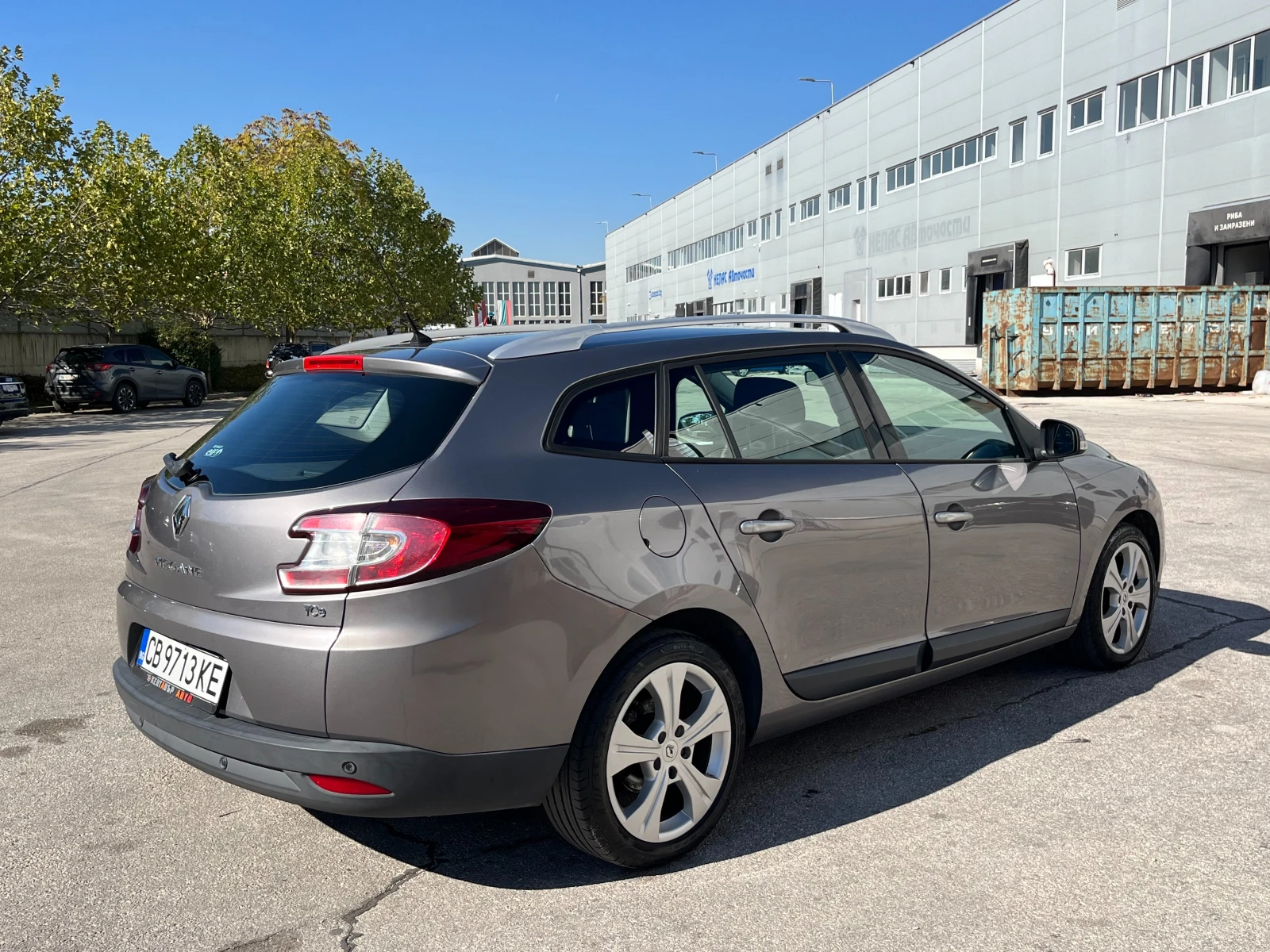 Renault Megane 1.4i 131к.с.  - изображение 4