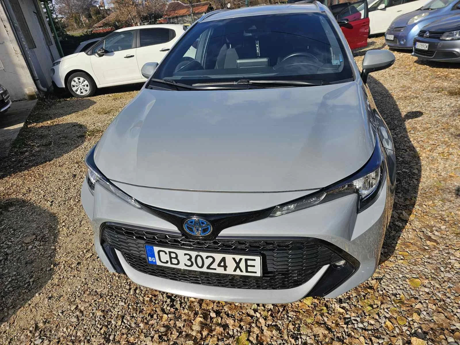 Toyota Corolla 1.8/122кс, в гаранция, 75х.км, хибрид  - изображение 2