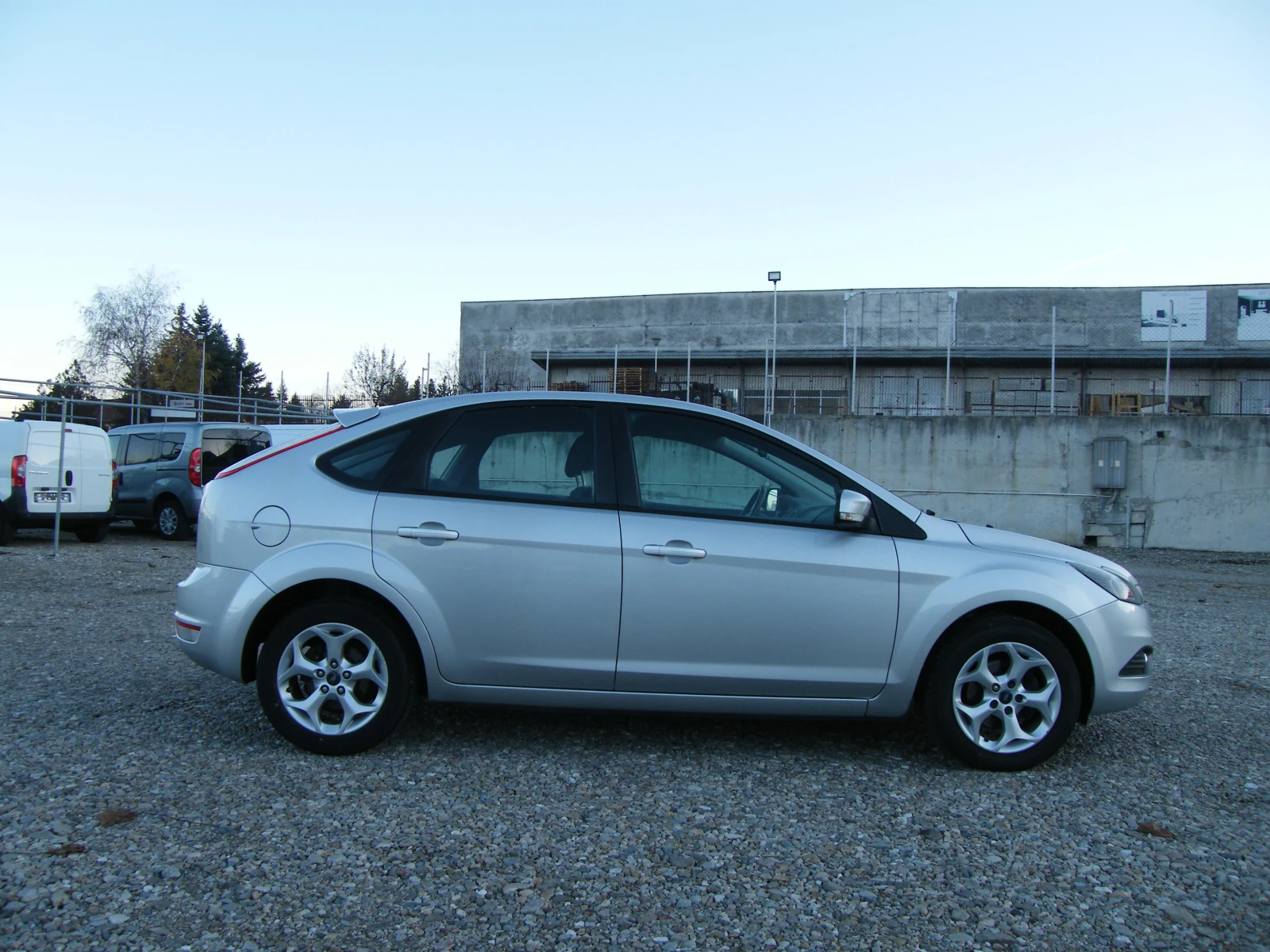 Ford Focus 1.6 GAZ инжекцион - изображение 3