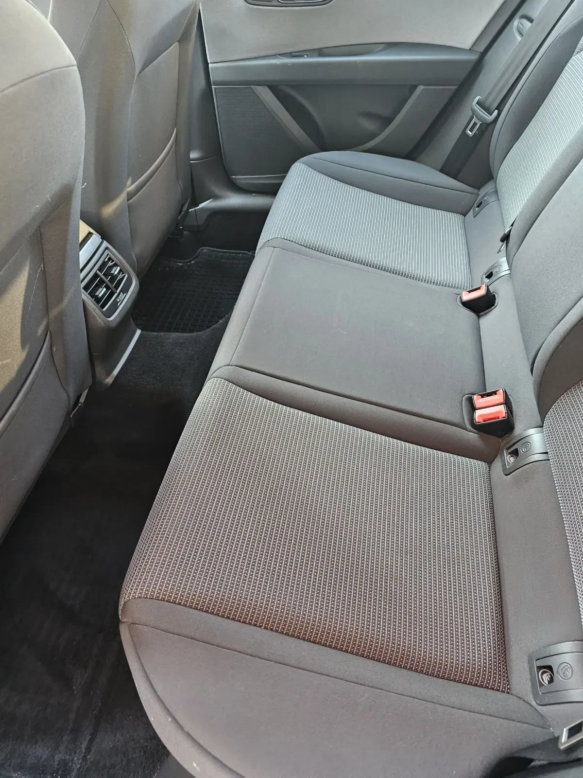 Seat Leon  - изображение 10