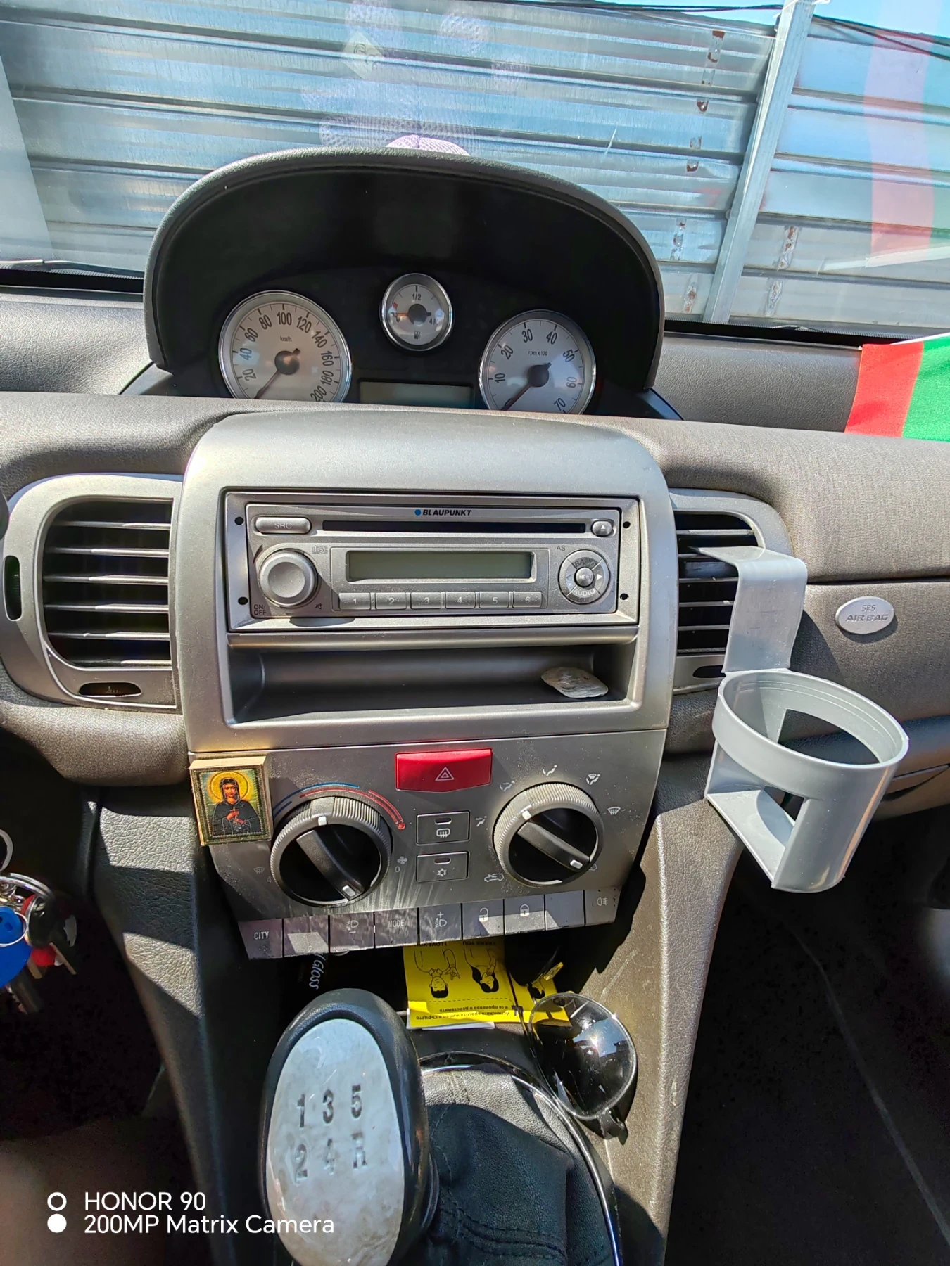 Lancia Ypsilon 1.2 60 к.с. - изображение 7