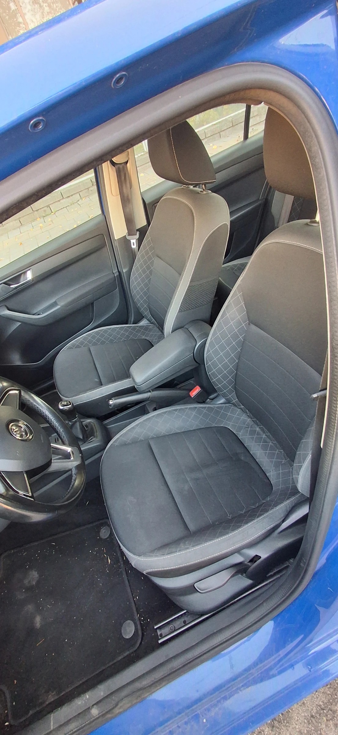 Skoda Fabia 1.0 MPI - изображение 7