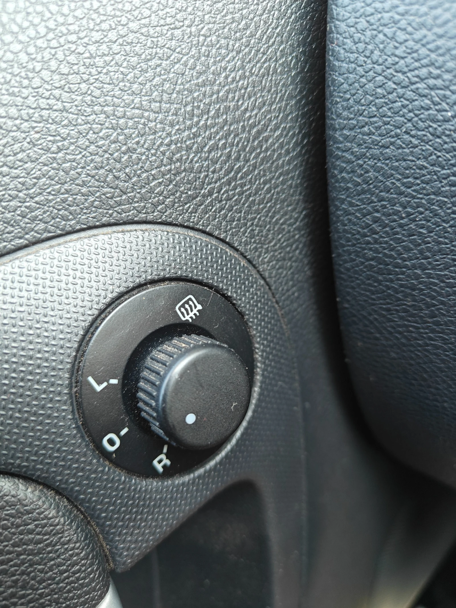 Skoda Roomster 1.6 - изображение 9