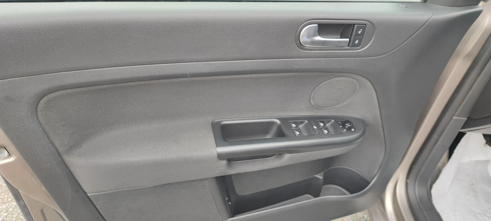 VW Golf Plus Exclusive | Mobile.bg � ����������� 12