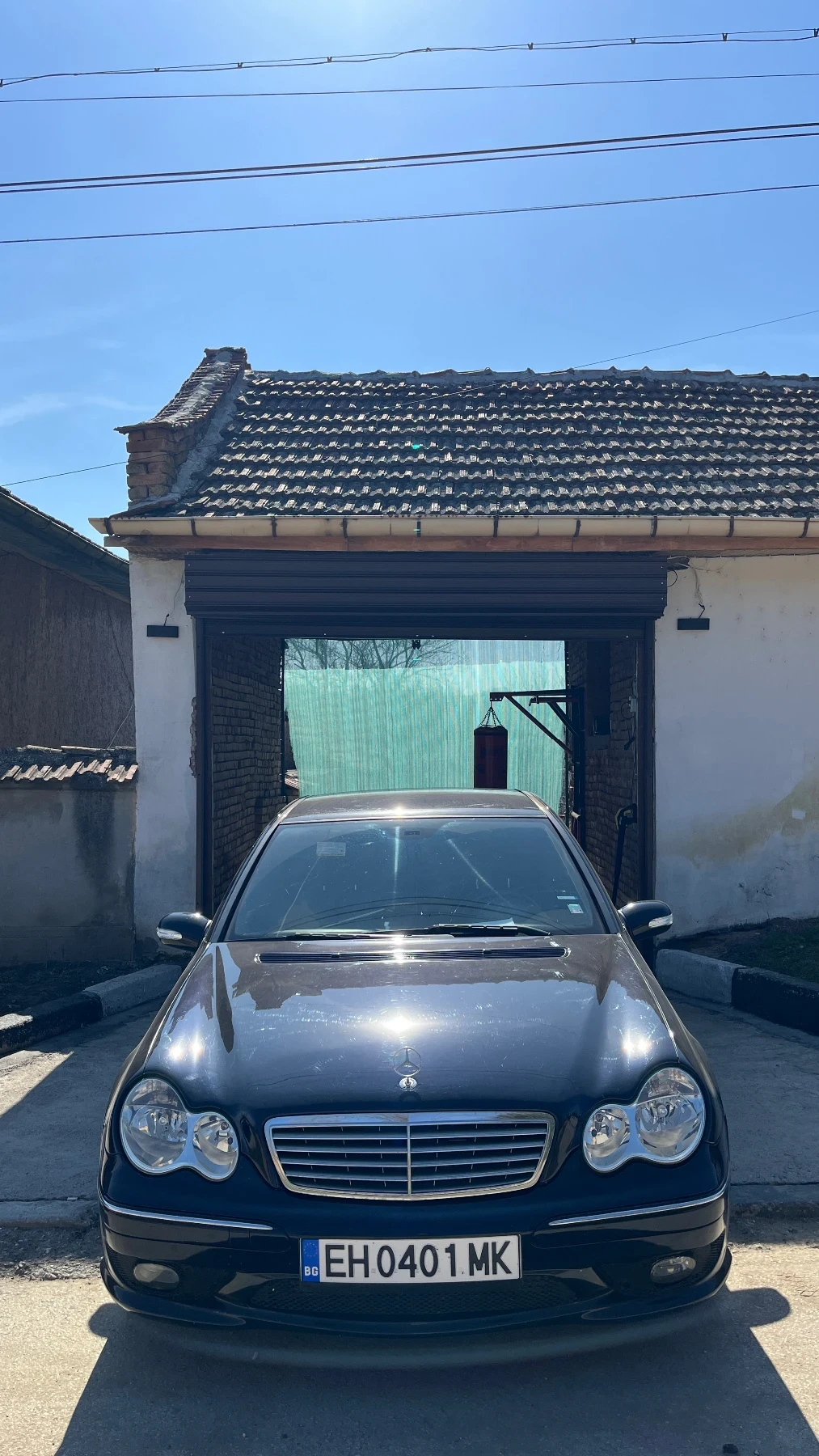 Mercedes-Benz C 200 AMG/Alcantara/CarPlay/АВТОМАТ, снимка 5 - Автомобили и джипове - 53815028