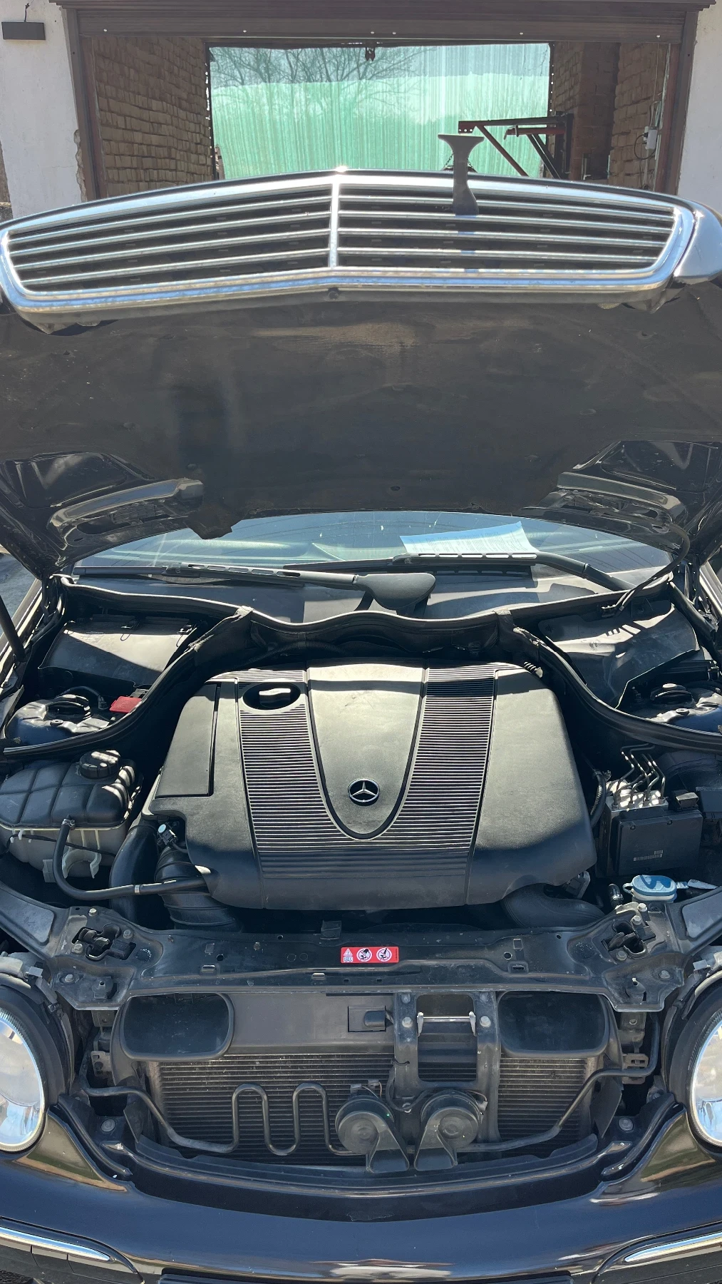 Mercedes-Benz C 200 AMG/Alcantara/CarPlay/АВТОМАТ, снимка 12 - Автомобили и джипове - 53815028