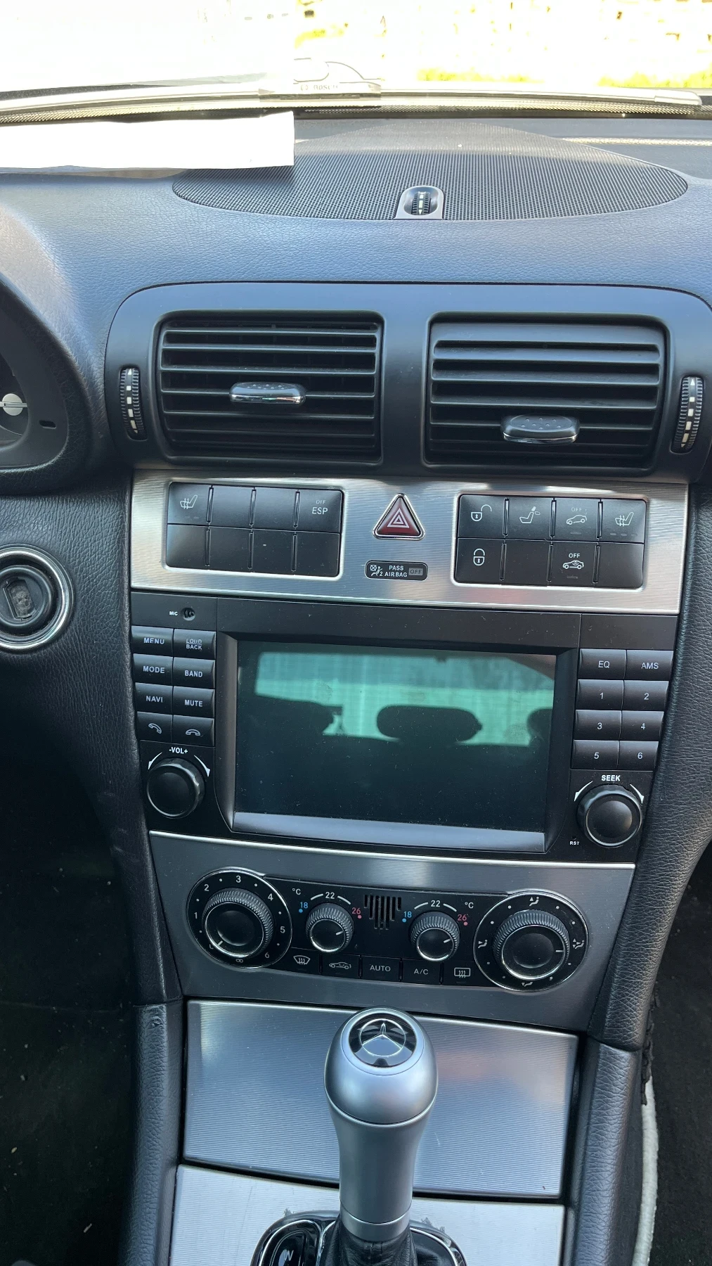 Mercedes-Benz C 200 AMG/Alcantara/CarPlay/АВТОМАТ, снимка 15 - Автомобили и джипове - 53815028