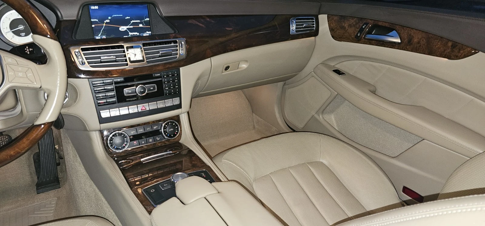 Mercedes-Benz CLS 350 CDI, снимка 3 - Автомобили и джипове - 54430932