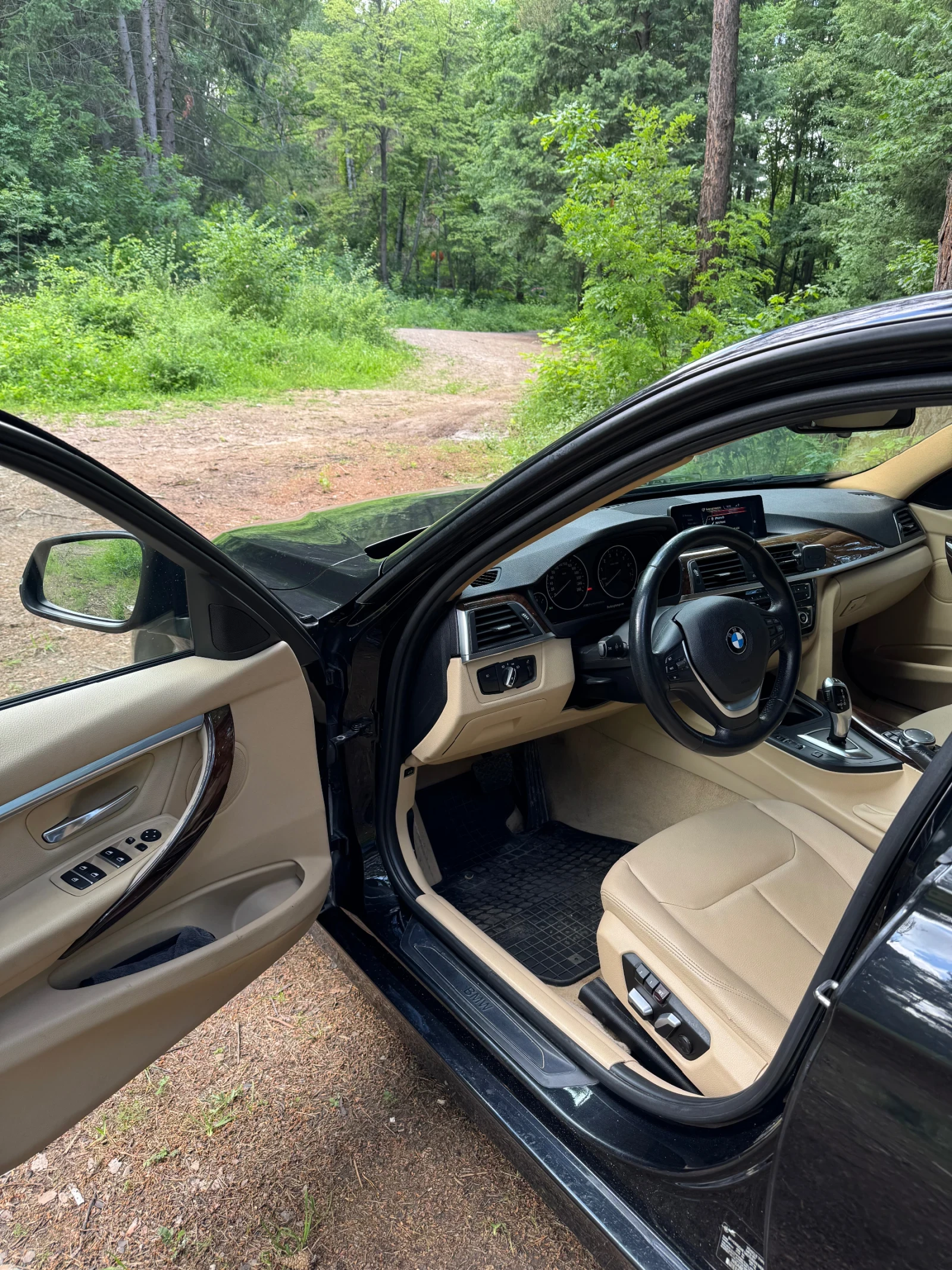 BMW 320 Xdrive , снимка 8 - Автомобили и джипове - 54809540
