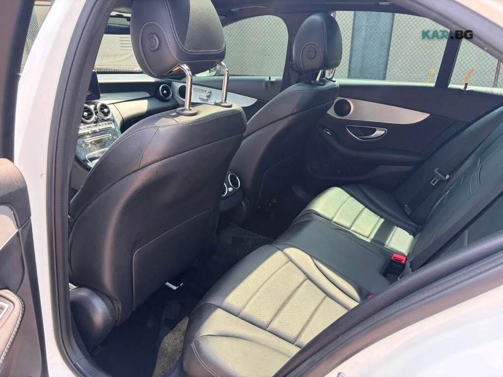 Mercedes-Benz C 300 * 4MATIC* АвтоКредит * (ЦЕНА ДО БГ), снимка 15 - Автомобили и джипове - 55178254