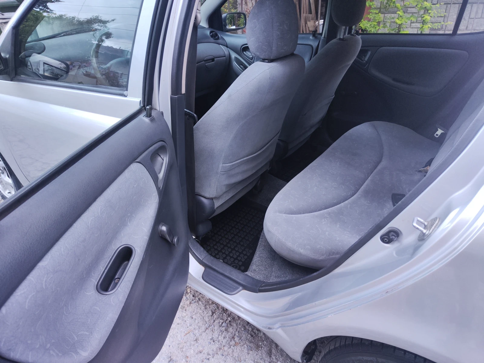 Toyota Yaris, снимка 5 - Автомобили и джипове - 55452006