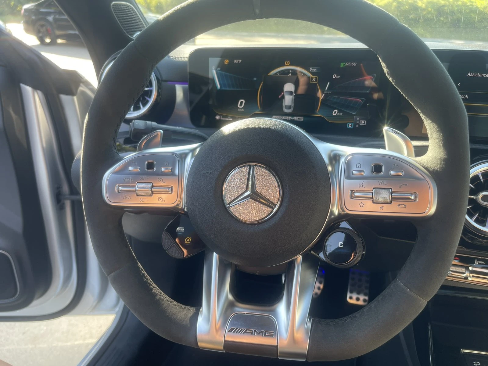 Mercedes-Benz CLA 350 AMG * 4-MATIK PANO KEYLESS * , снимка 13 - Автомобили и джипове - 55572144