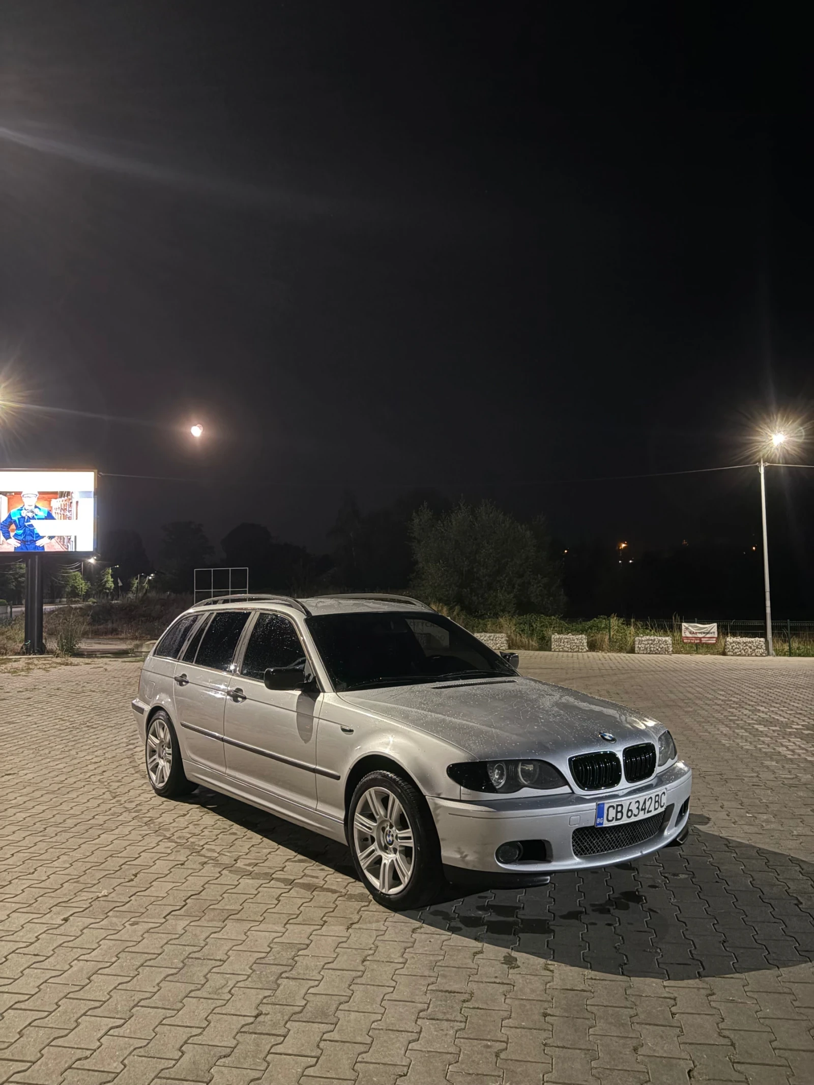 BMW 320, снимка 4 - Автомобили и джипове - 55599546