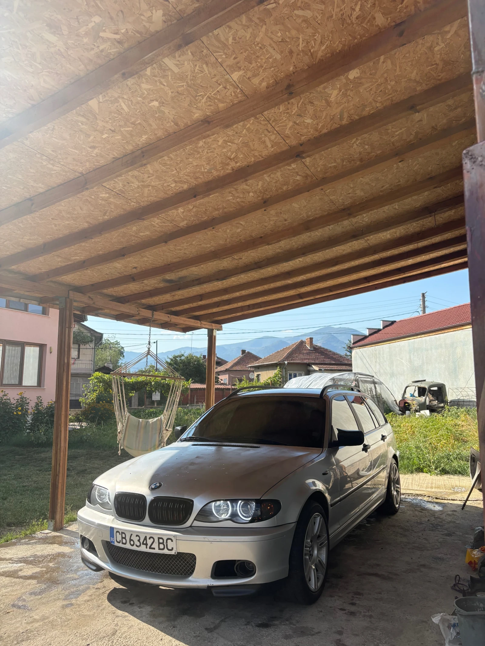 BMW 320