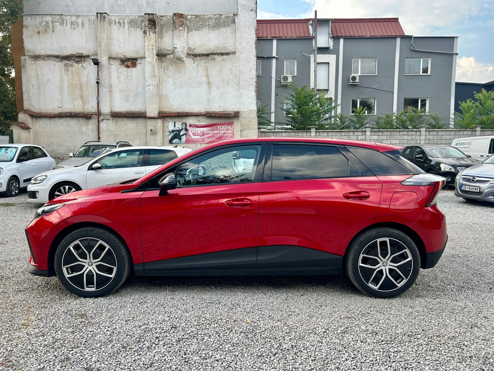Mg MG4 Luxury | 2024г. | 20, 000км! | 204 кс. | , снимка 7 - Автомобили и джипове - 56023373