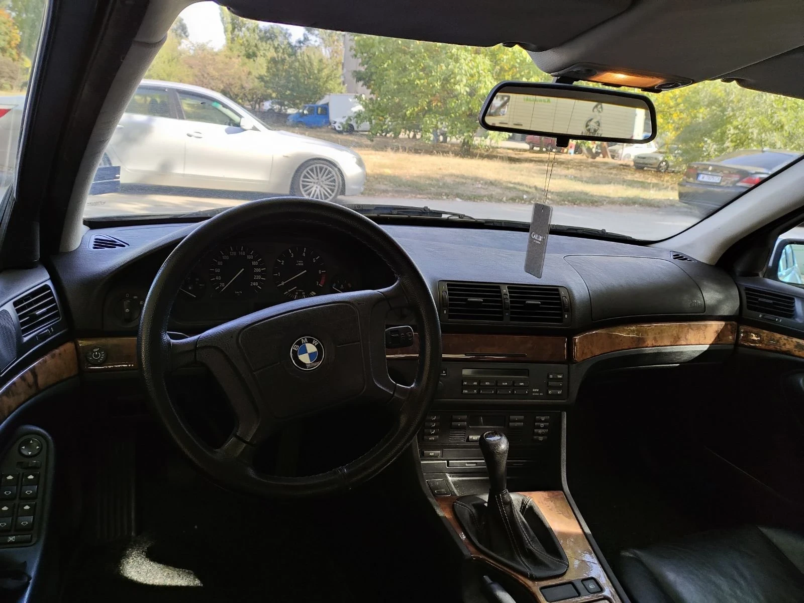 BMW 320, снимка 6 - Автомобили и джипове - 56465537