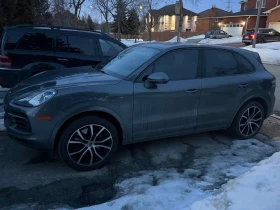 Porsche Cayenne AWD  CARFAX, снимка 2