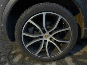 Porsche Cayenne AWD  CARFAX - 47000 € / 91924.01 лв. - 62087808 7