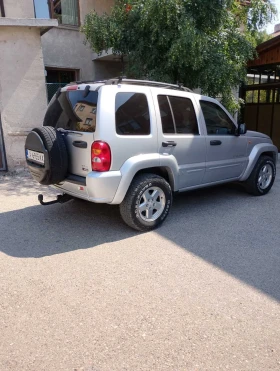Jeep Cherokee | Mobile.bg � ����� ������ 7