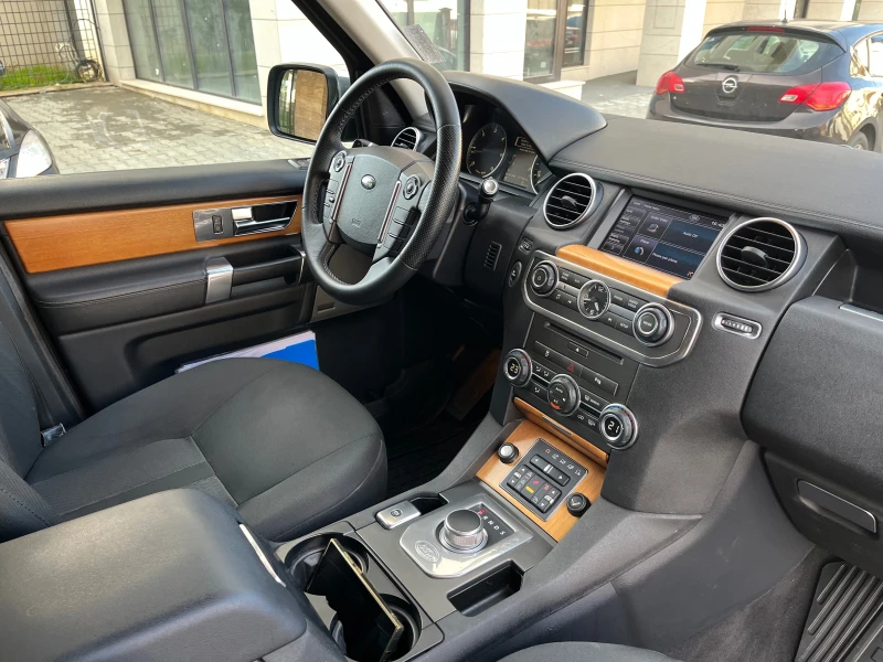 Land Rover Discovery 4 3.0SDV6 256hp 8Auto Face Lift , снимка 12 - Автомобили и джипове - 47557936