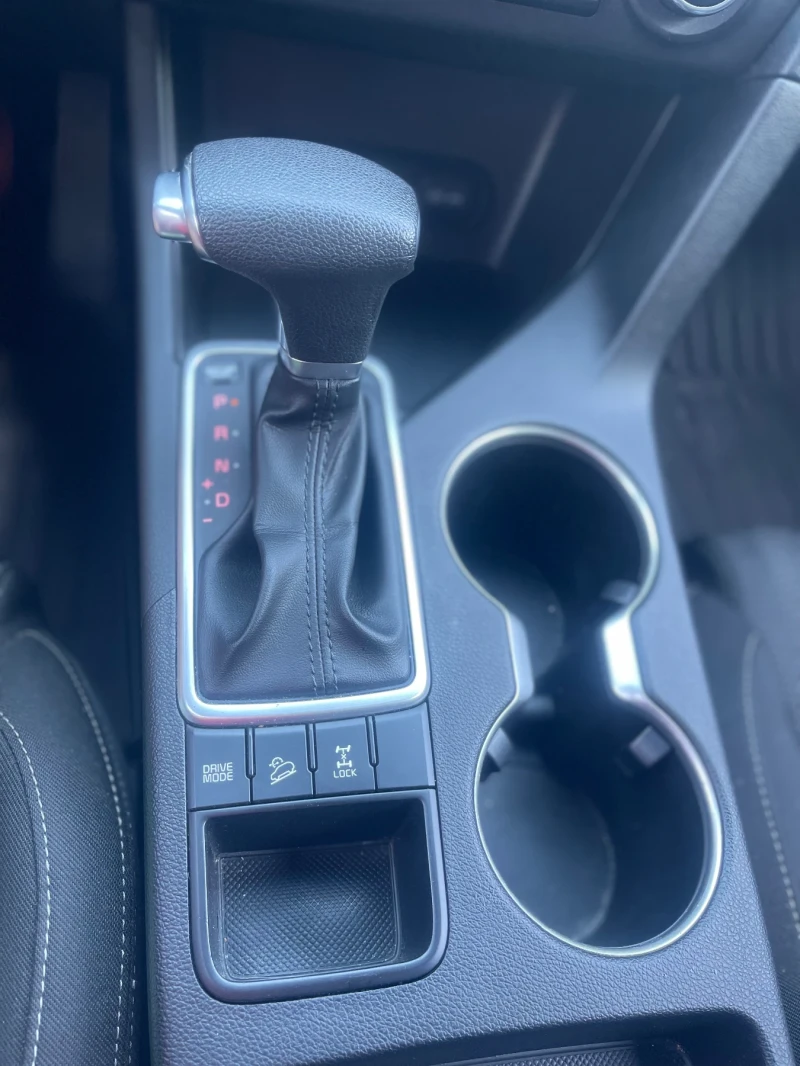 Kia Sportage AWD, снимка 9 - Автомобили и джипове - 52230080