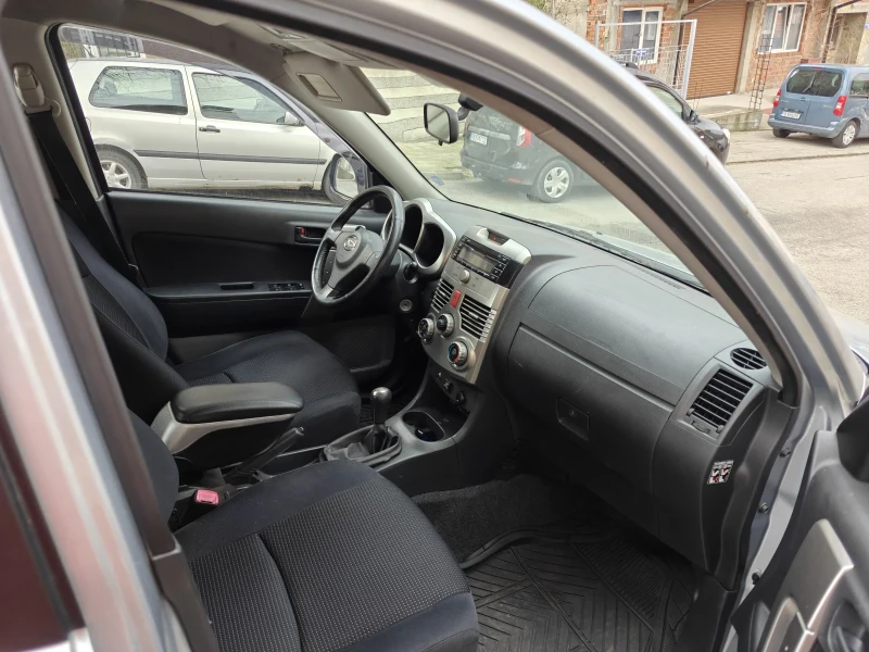 Daihatsu Terios 1.5 | Фабрична Газ | 4х4 | , снимка 11 - Автомобили и джипове - 52974348