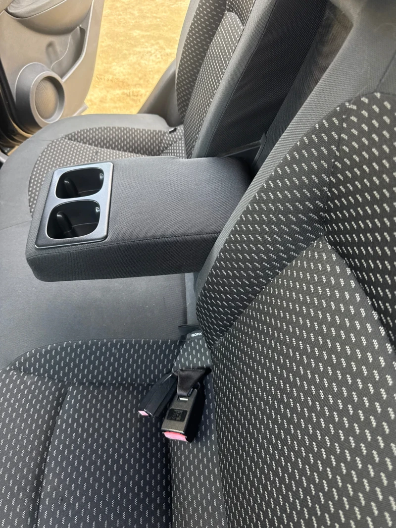 Nissan Qashqai, снимка 7 - Автомобили и джипове - 53417629